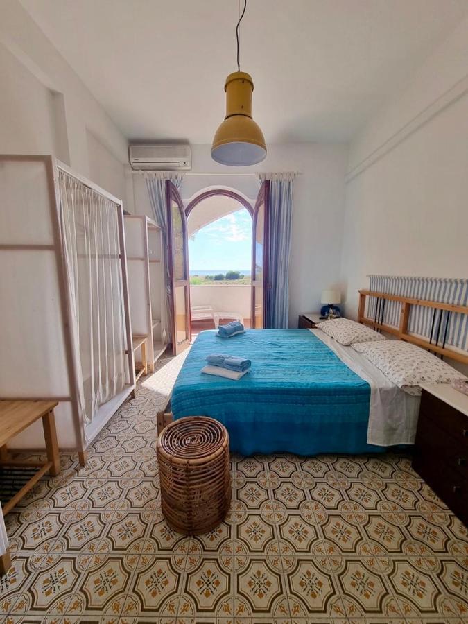 فيلا Vista Mare Su Tre Piani Con Giardino فاليرنا المظهر الخارجي الصورة