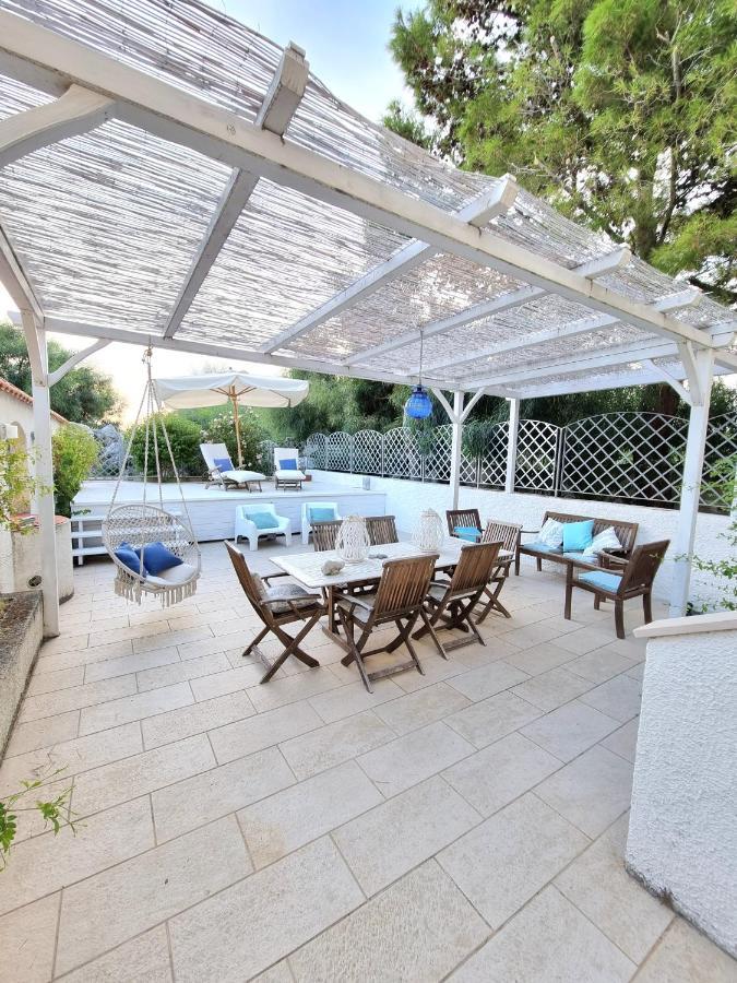 فيلا Vista Mare Su Tre Piani Con Giardino فاليرنا المظهر الخارجي الصورة