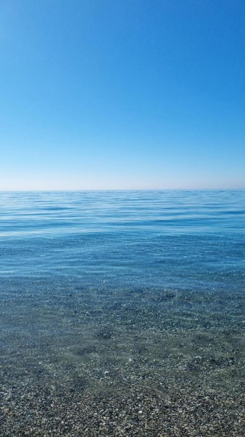فيلا Vista Mare Su Tre Piani Con Giardino فاليرنا المظهر الخارجي الصورة